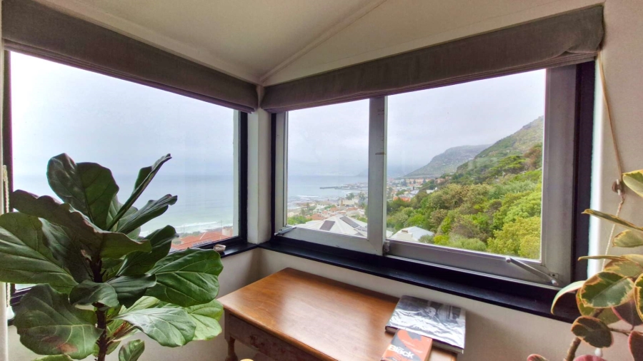 4 Bedroom Property for Sale in St James Western Cape